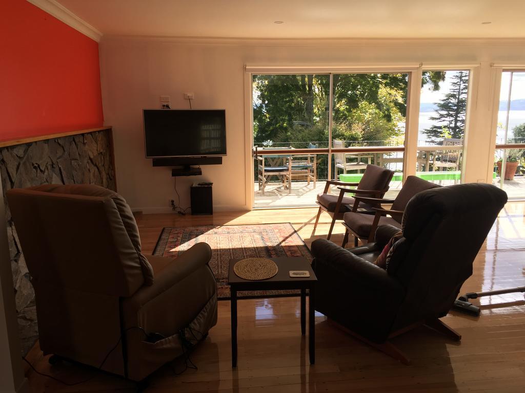 Lakeview Holiday Home Роторуа Экстерьер фото